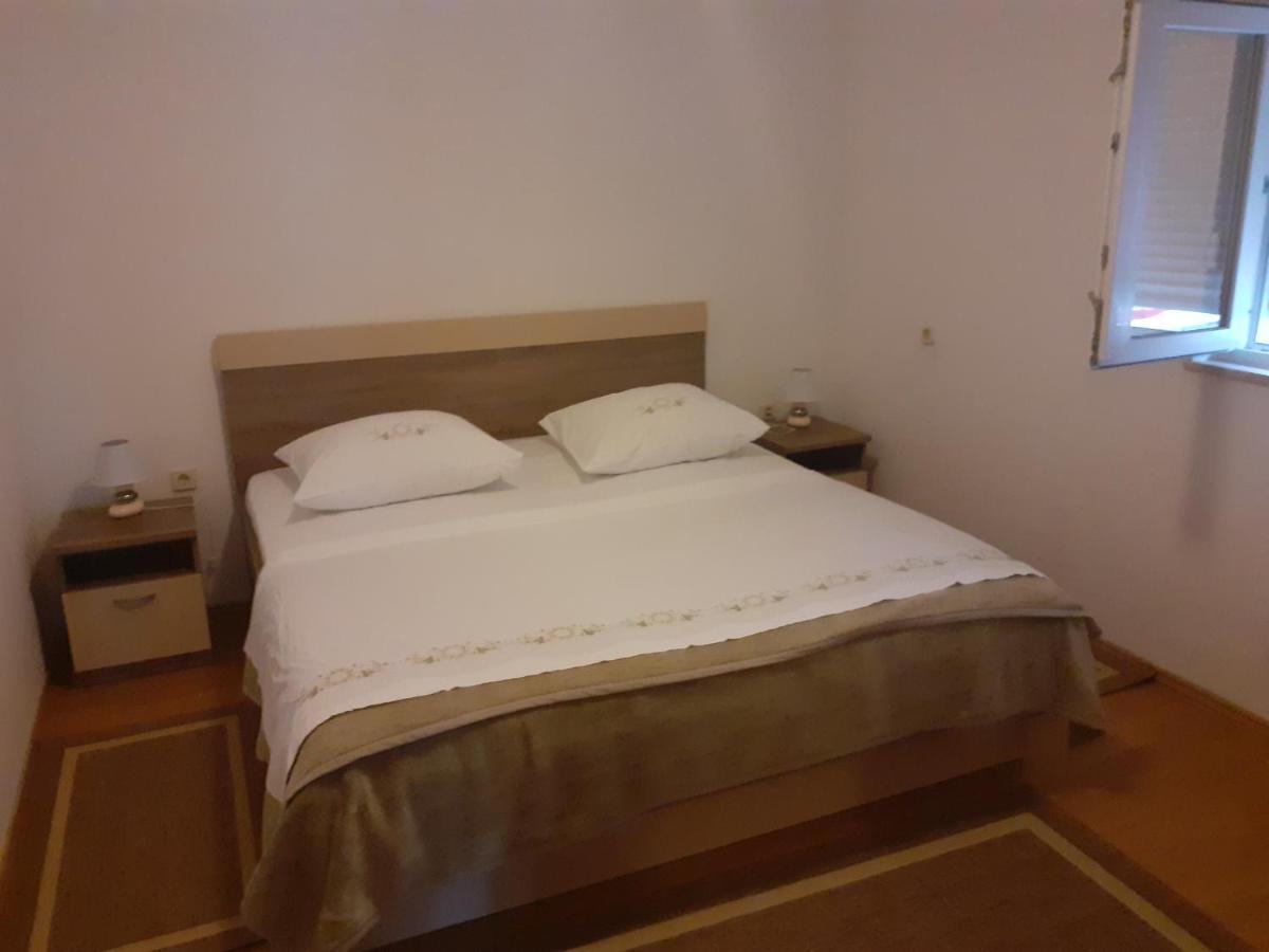 Apartment Papak Трогир Экстерьер фото
